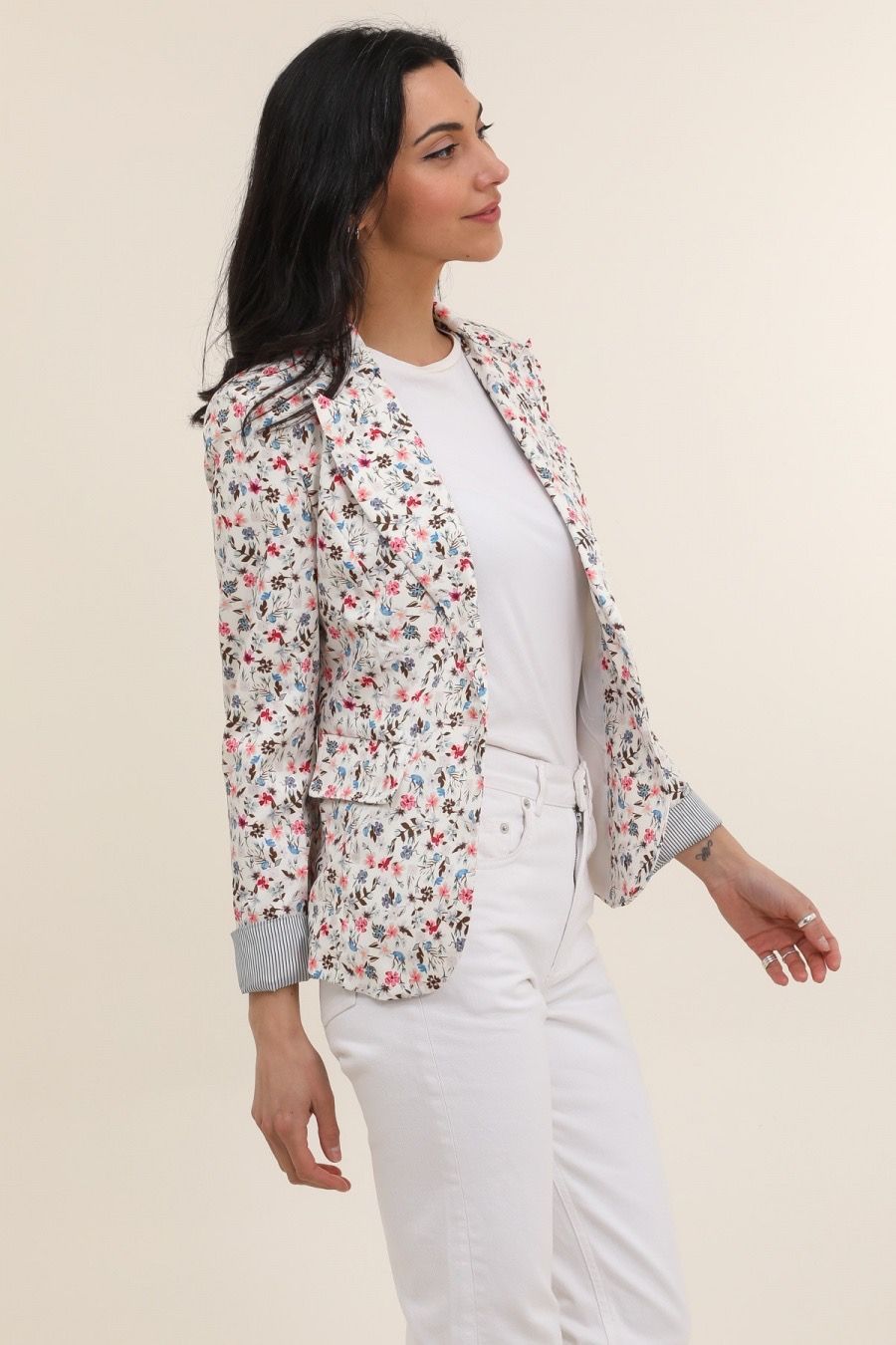 /images/boutique/product/642/product-642-1.jpg